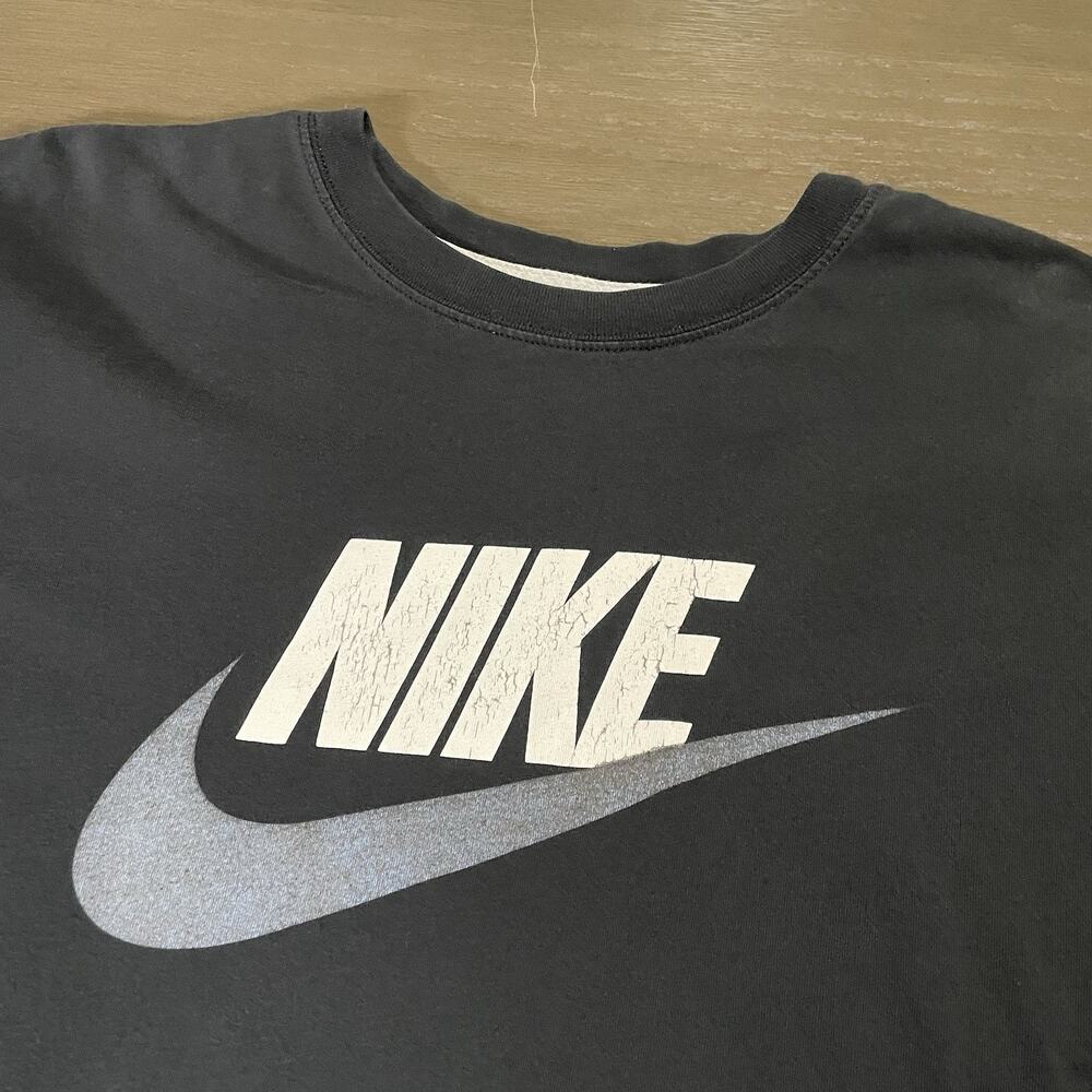 Nike Mens Size XL Shirt Distressed Standard Fit Sportswear Long Sleeve Black